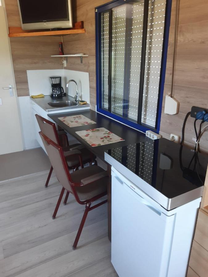 De Bizon Warmenhuizen Exterior foto